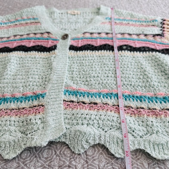 POL Arctic Blue Abstract Print Cropped Crochet Cardigan Sweater Size L - Picture 12 of 14